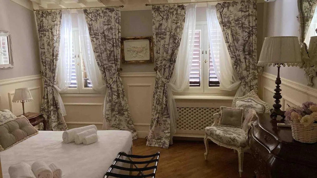 Signoria Suite Elegant With View Palazzo Vecchio フィレンツェ イタリア