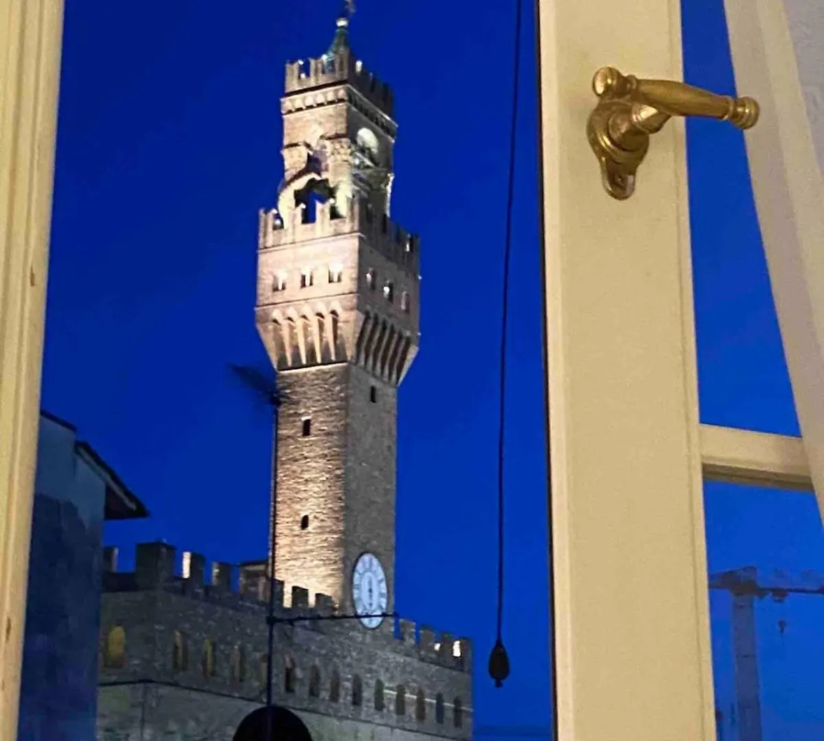 アパート Signoria Suite Elegant With View Palazzo Vecchio フィレンツェ イタリア